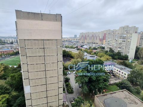 квартира за адресою Квітневий пров., 8