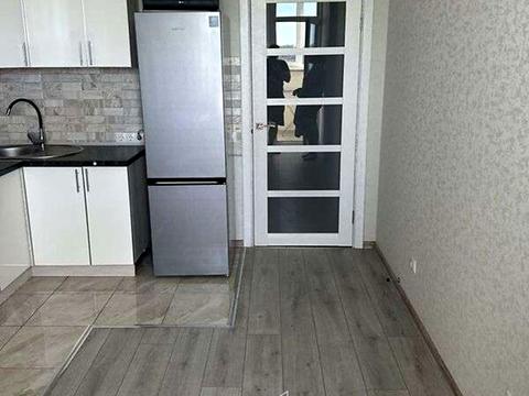 квартира за адресою Рея Бредбері вул., 2