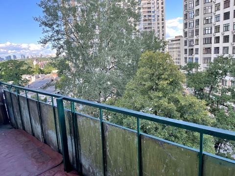 квартира за адресою Авіаконструктора Ігоря Сікорського вул. (Танкова), 6