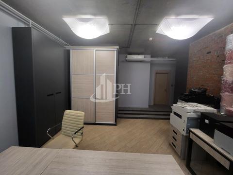 комерційна за адресою Гоголівська вул., 14