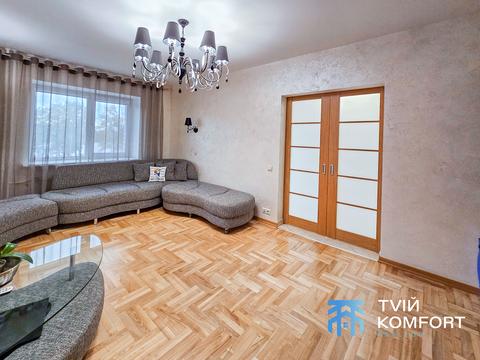 квартира за адресою Ревуцького вул., 5