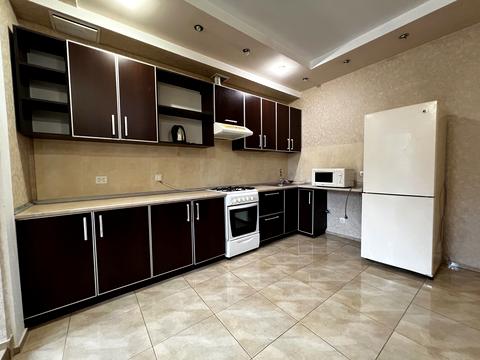 квартира за адресою Зодчих вул., 34