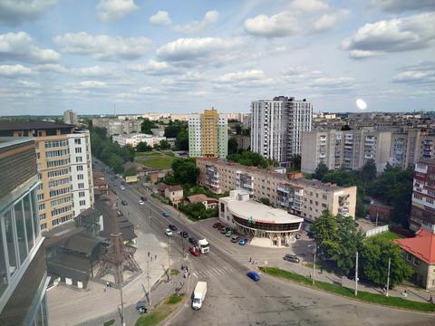 комерційна за адресою Чорновола вул., 29