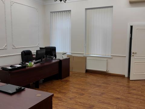 комерційна за адресою Велика Арнаутська вул., 121