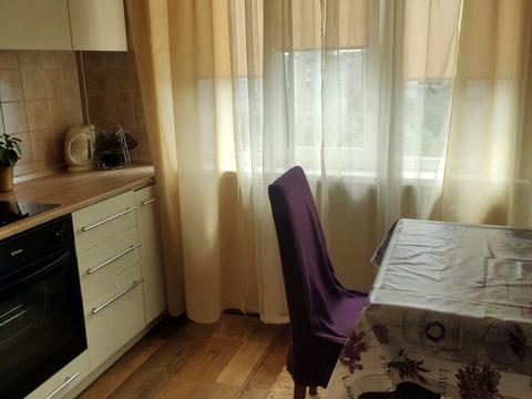 квартира по адресу Червоной Калины просп. (Владимира Маяковского), 15-Б