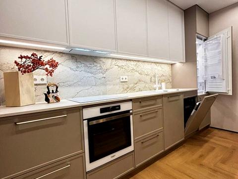 квартира за адресою Дніпровська набережна вул., 15-К