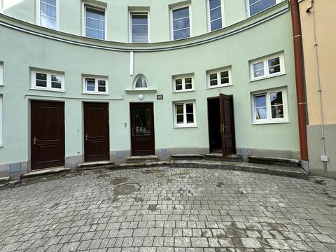 коммерческая по адресу Стрыйская ул., 66