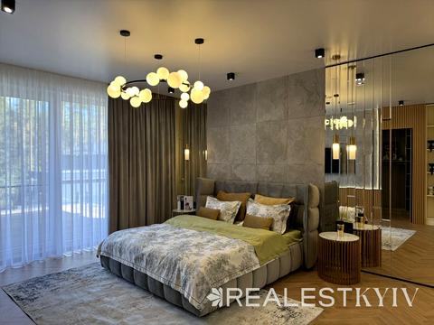 будинок за адресою Квітнева вул.