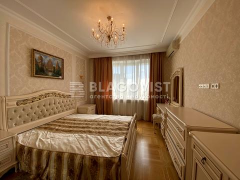 квартира за адресою Старонаводницька вул., 8-А