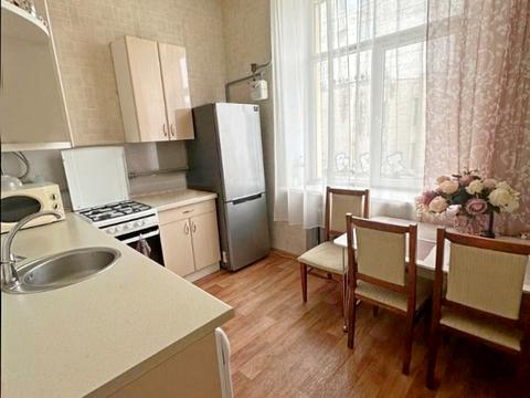 квартира за адресою Дмитра Яворницького просп. (Карла Маркса), 65