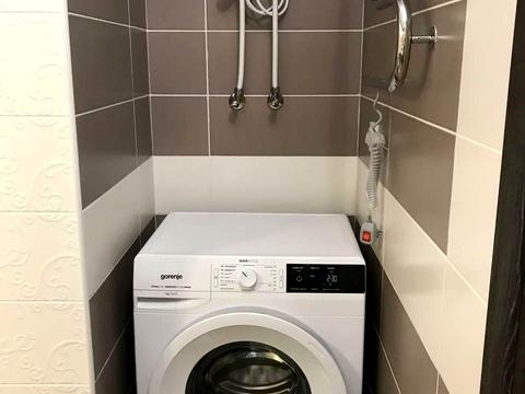 квартира за адресою Київ, Сім'ї Кульженків вул. (Петра Дегтяренка), 37