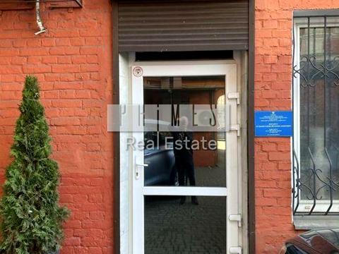 комерційна за адресою Ярославів Вал вул., 35