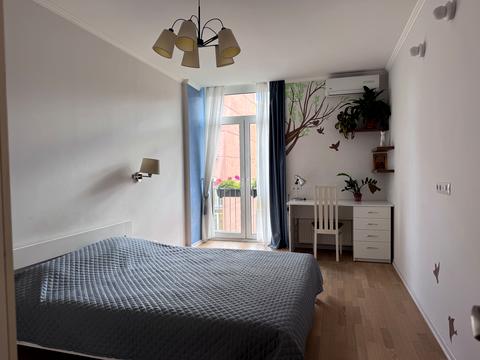 квартира за адресою Регенераторна вул., 4к2