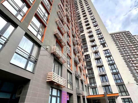 комерційна за адресою Дніпровська набережна вул., 16-Г