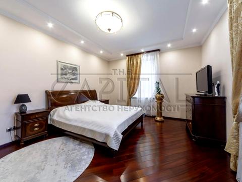 будинок за адресою святкова