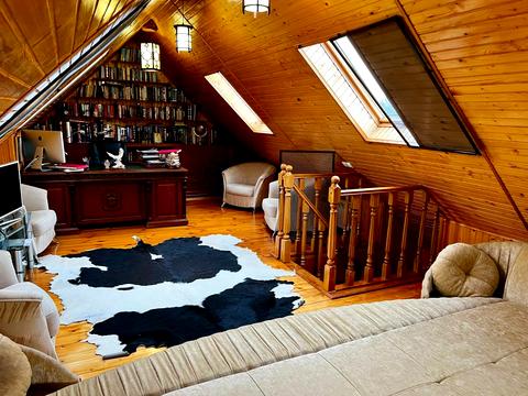 дом по адресу Хутірська