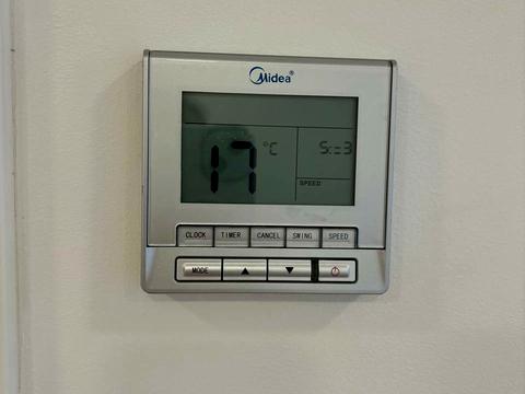 коммерческая по адресу Сечеславская наб. (В. І. Леніна), 49