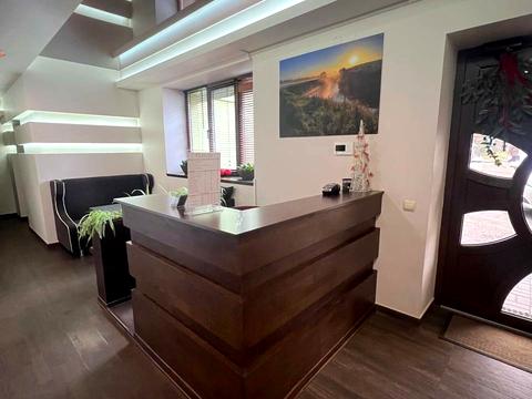 коммерческая по адресу Крушельницких ул., 3