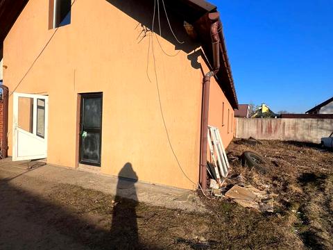 комерційна за адресою смт. Брюховичі, Смолиста вул., 10