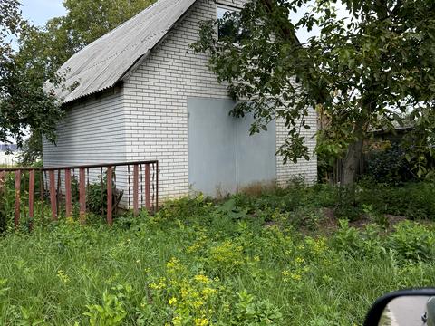 будинок за адресою Вишнева
