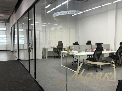 коммерческая по адресу Сімʼї Прахових ул. (Гайдара), 58