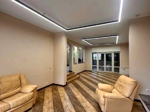 будинок за адресою Крутогірна вул., 52