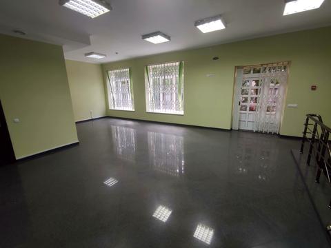комерційна за адресою Незалежності просп., 92-З