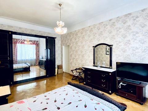 квартира за адресою Круглоуніверситетська вул., 18/2