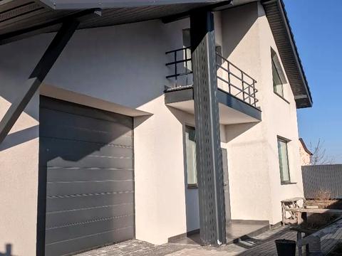 будинок за адресою с. Фонтанка, Вчительська вул., 144