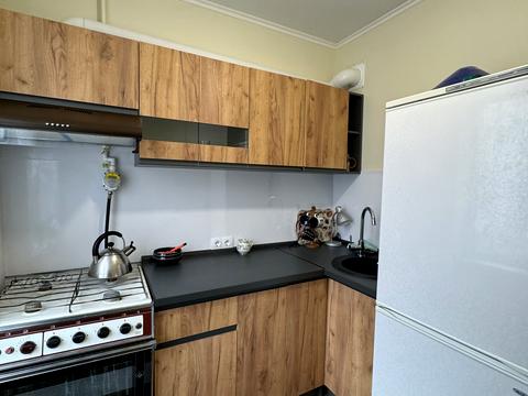 квартира за адресою Дніпровська набережна вул., 9