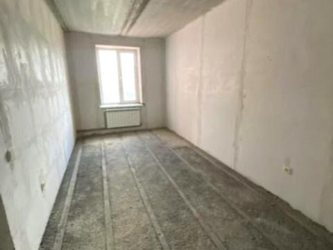 квартира за адресою Тролейбусна вул., 13