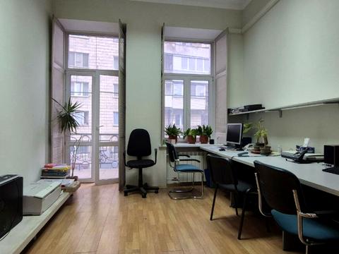 комерційна за адресою Чеховський пров., 3