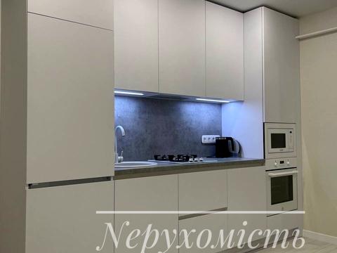 квартира за адресою Героїв Небесної Сотні просп., 16/28