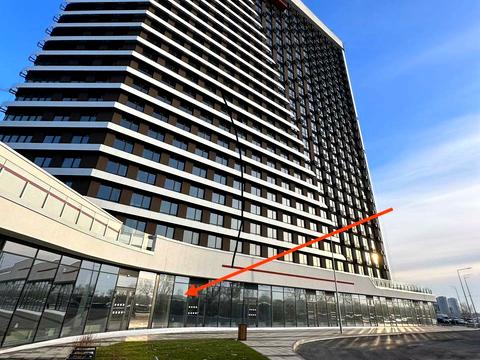 комерційна за адресою Дніпровська набережна вул., 15-Д