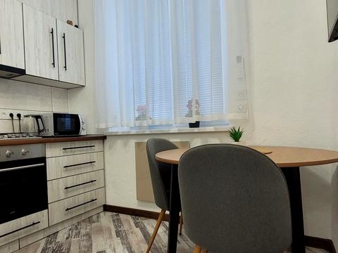 квартира по адресу Юбилейный просп., 69