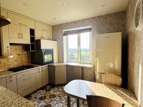 квартира за адресою Незалежності вул., 82