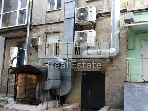 комерційна за адресою Володимирська вул., 92/39