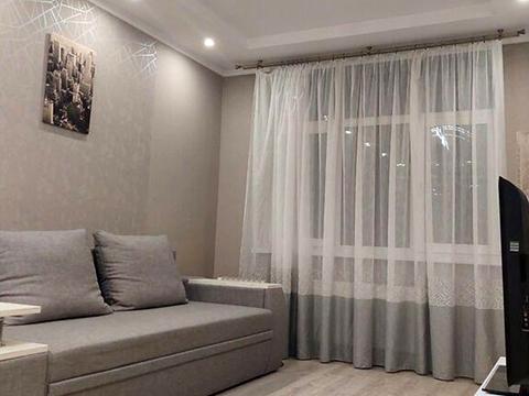 квартира за адресою Рея Бредбері вул., 2