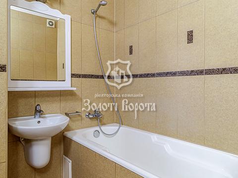 квартира за адресою Анни Ахматової вул., 50
