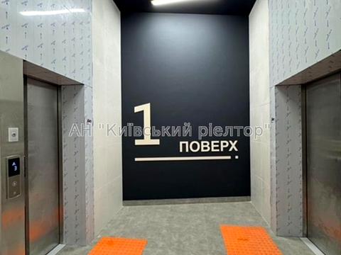 квартира за адресою Причальна, 8