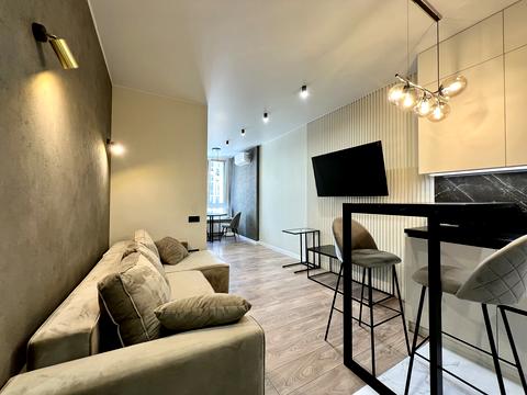 квартира за адресою Зарічна вул., 4