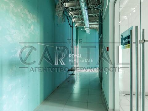 комерційна за адресою Київ, Миколи Міхновського бульв. (Дружби народів), 1