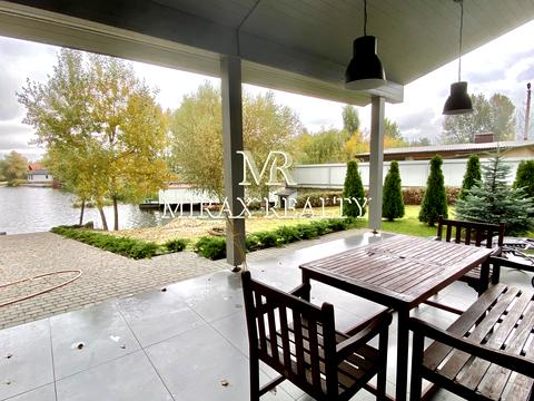 будинок за адресою Центральна вул.