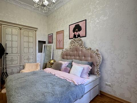 квартира за адресою Академіка Володимира Гнатюка вул. (), 3