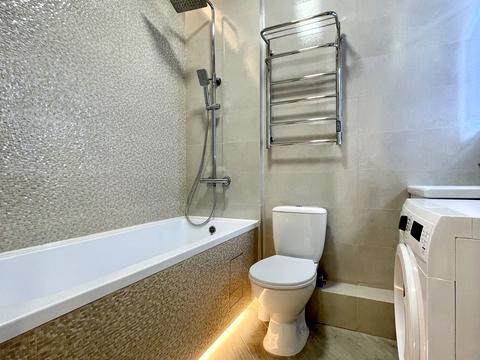 квартира за адресою Салютна вул., 2к9
