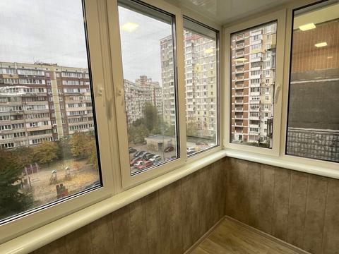 квартира за адресою Червоної Калини просп. (Володимира Маяковського), 38/10