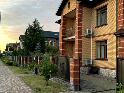 дом по адресу Николая Закревского ул.