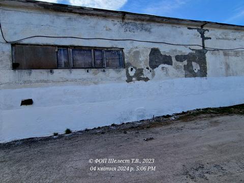 комерційна за адресою Узинська, 2