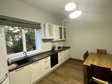 будинок за адресою Валерія Самофалова вул. (Каманіна)