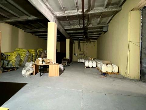 комерційна за адресою Верстова вул., 33